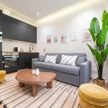 1 Bedroom Canal St Martin Eurostar
