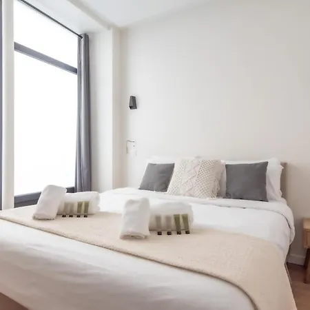1 Bedroom Canal St Martin Eurostar *