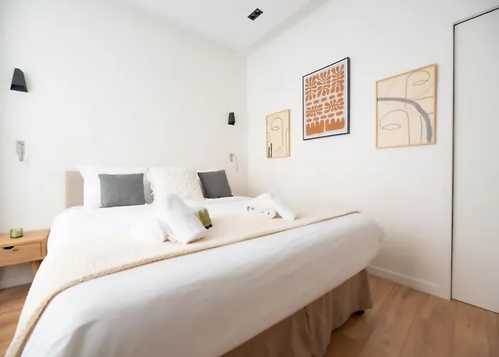 Апартаменты 1 Bedroom Canal St Martin Eurostar *